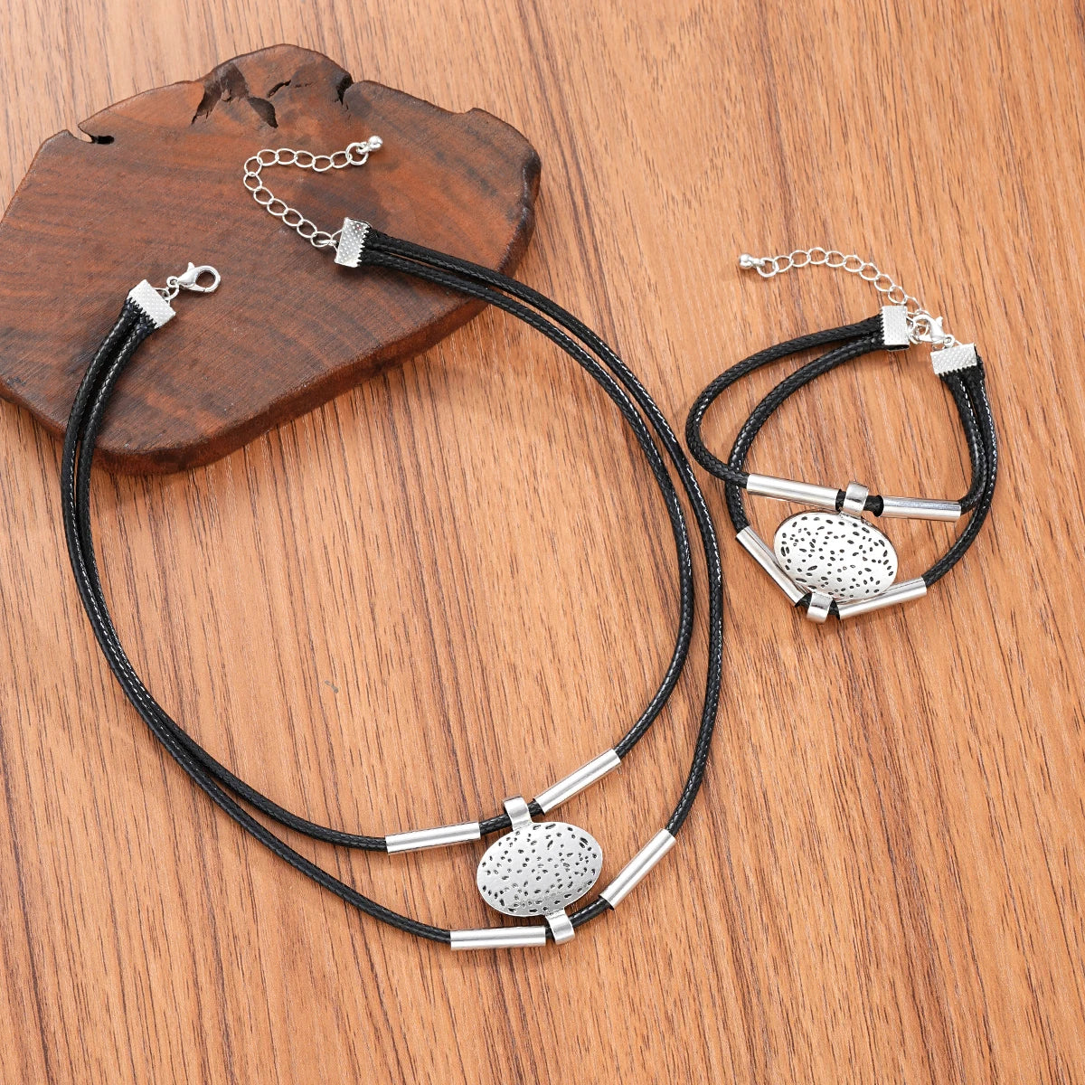 ASHLEY HARRIS — Textured Medallion Necklace Duo — product image 5